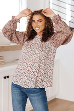 Load image into Gallery viewer, Laura Floral Top