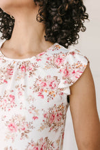 Load image into Gallery viewer, Feeling The Flowers Top