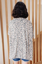 Load image into Gallery viewer, Forever Lovin' Kimono in Taupe