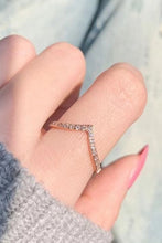 Load image into Gallery viewer, 925 Sterling Silver Heart-Shaped Moissanite Ring