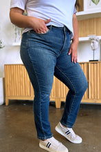 Load image into Gallery viewer, Judy Blue Full Size Tummy Control High Waist Slim Jeans