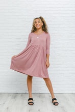 Load image into Gallery viewer, Weekender Dress In Mauve