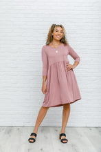 Load image into Gallery viewer, Weekender Dress In Mauve