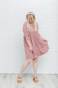 Weekender Dress In Mauve