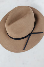 Load image into Gallery viewer, Jane Felt Hat