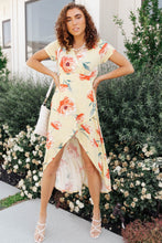 Load image into Gallery viewer, Aubrey Dress in Yellow