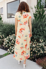 Load image into Gallery viewer, Aubrey Dress in Yellow