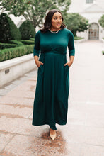 Load image into Gallery viewer, Bri Maxi Dress in Hunter Green