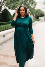 Load image into Gallery viewer, Bri Maxi Dress in Hunter Green