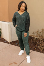 Load image into Gallery viewer, Cozy Joggers in Hunter Green