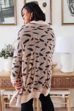 Load image into Gallery viewer, Dainty Feathers Cardigan