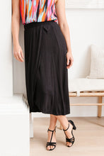 Load image into Gallery viewer, Day Dream Skirt in Black