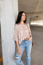 Load image into Gallery viewer, Giraffe Print Bell Sleeve Top