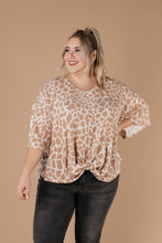 Load image into Gallery viewer, Giraffe Print Bell Sleeve Top