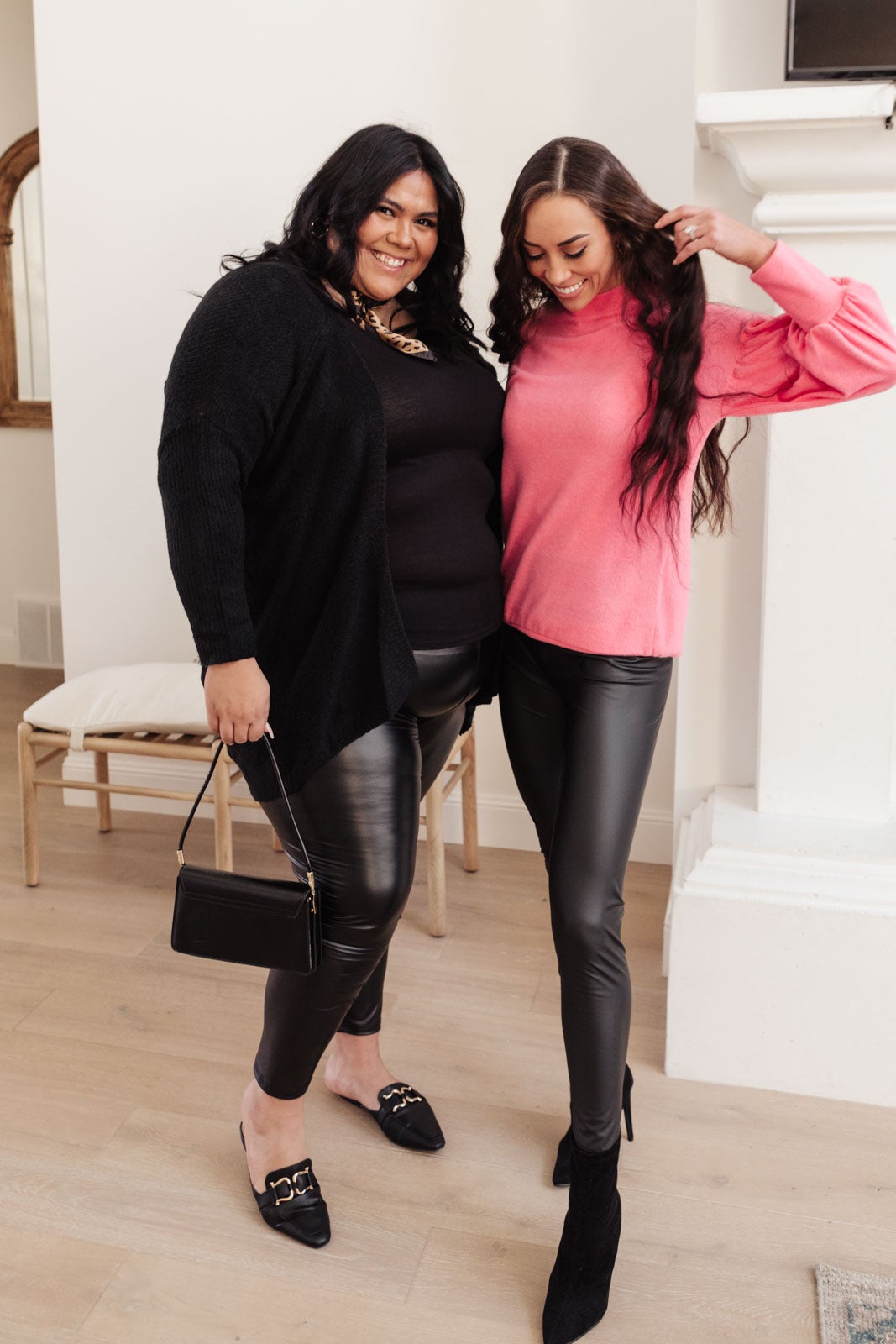 What To Wear With Faux Leather Leggings Night Out? – solowomen