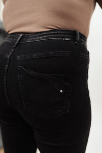 High Waist Mom Fit Jeans In Black