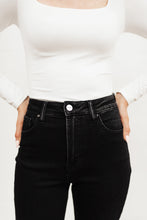 Load image into Gallery viewer, High Waist Mom Fit Jeans In Black