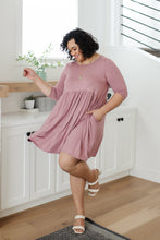 Load image into Gallery viewer, Weekender Dress In Mauve