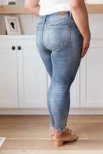 Load image into Gallery viewer, Miss Me Always Jeans