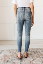 Load image into Gallery viewer, Miss Me Always Jeans