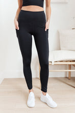 Load image into Gallery viewer, Keep Up Black Leggings