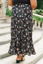 Load image into Gallery viewer, Meciela Floral Skirt