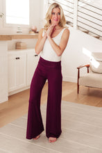 Load image into Gallery viewer, On The Move Knit Pants in Wine