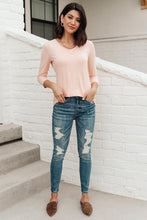 Load image into Gallery viewer, Perfect V Neck in Blush