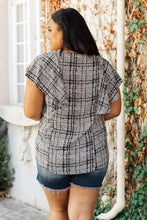 Load image into Gallery viewer, Plaid Ruffled Top