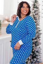 Load image into Gallery viewer, DOORBUSTER Polka Dot Joy Top in Royal