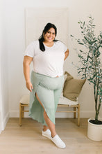 Load image into Gallery viewer, Spring Dream Pants in Green