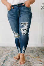 Load image into Gallery viewer, The Inner Animal Jeans